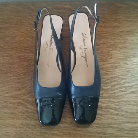 Salvatore Ferragamo Shoes - Salvatore Ferragamo Navy/Black pumps 8 1/2 Narrow